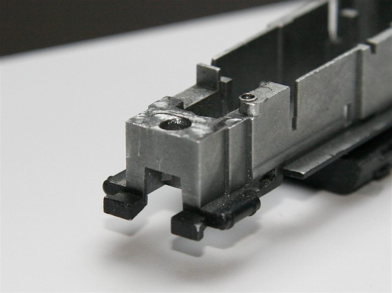 V100-002