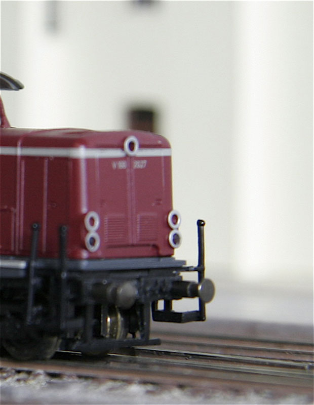 V100-015